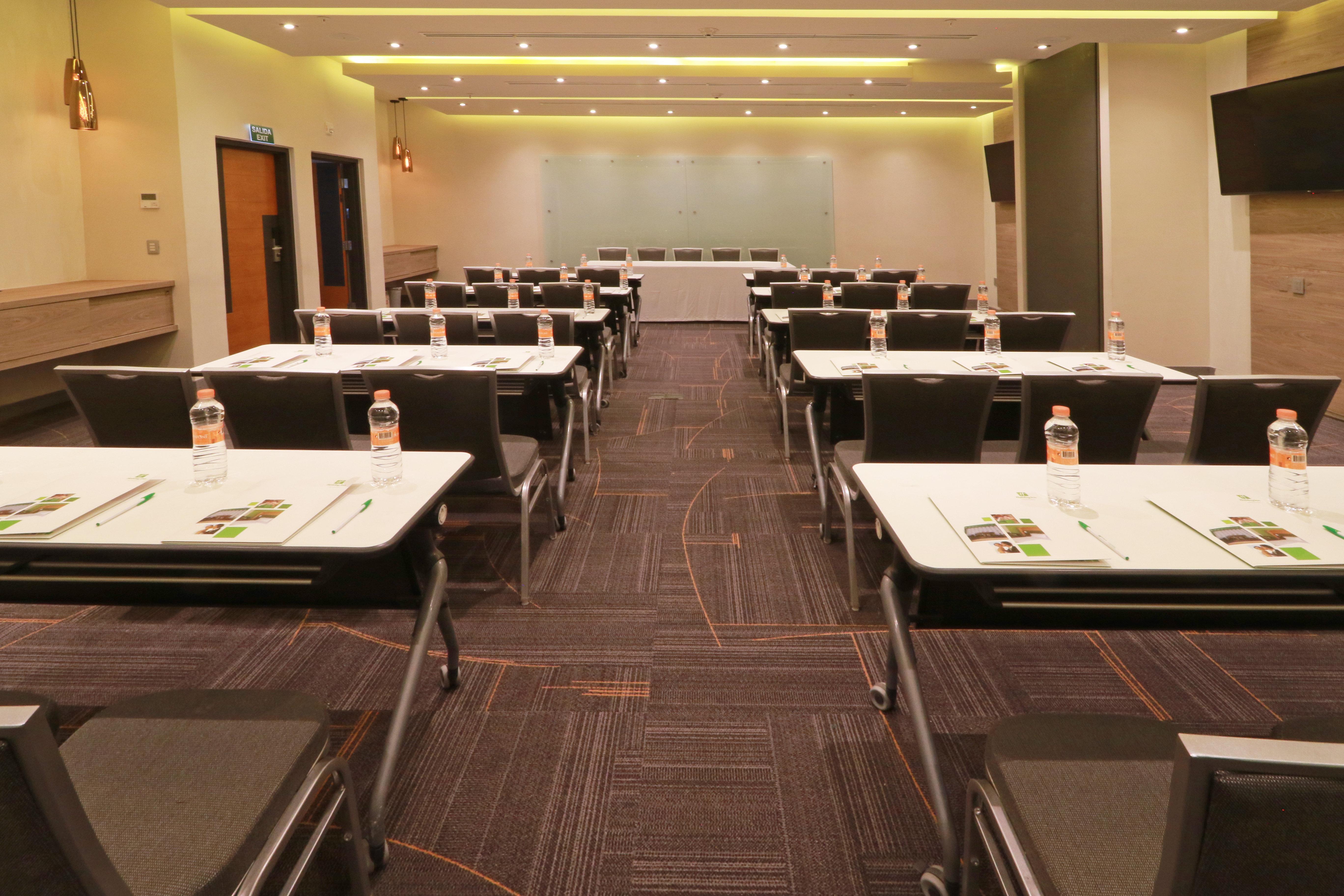 Holiday Inn - Chilpancingo, An Ihg Hotel Chilpancingo de los Bravos Ngoại thất bức ảnh