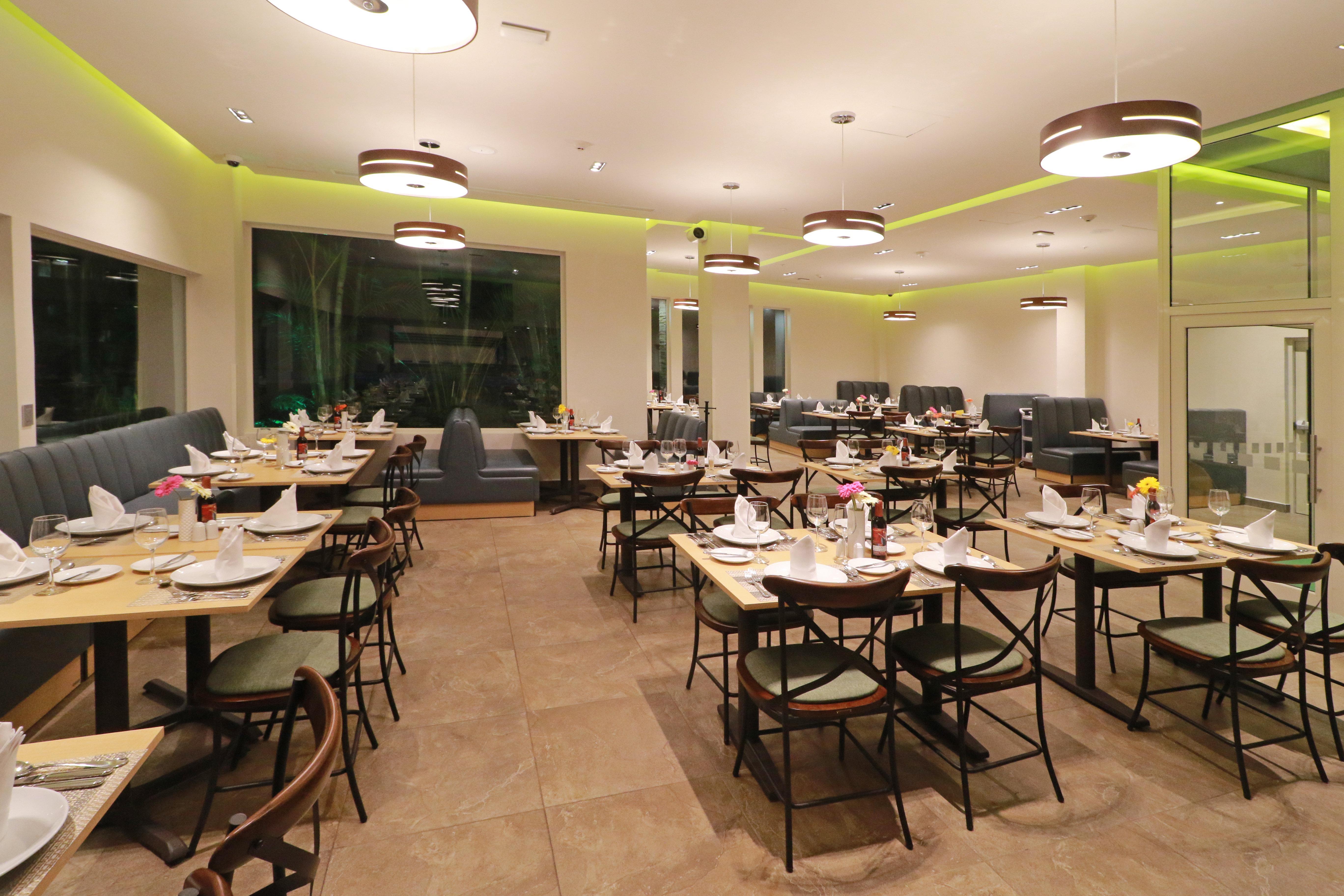 Holiday Inn - Chilpancingo, An Ihg Hotel Chilpancingo de los Bravos Ngoại thất bức ảnh